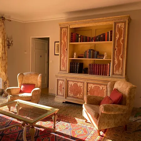 Burlamacchi Resort *